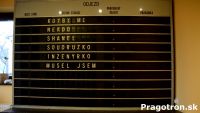 Odchodov� tabu�a informa�n�ho syst�mu Pragotron - Signaltron, uk�ka prev�dzky